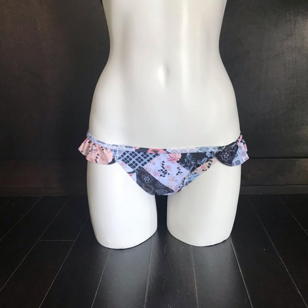 California Waves ruffle bikini bottom medium